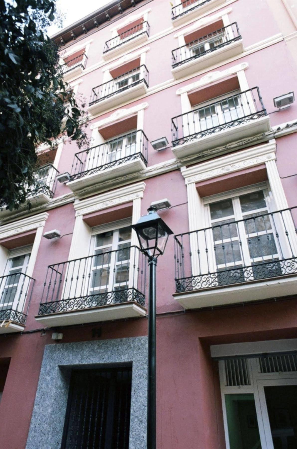 Apartment Auhabitat Zaragoza, Edificio De Turisticos